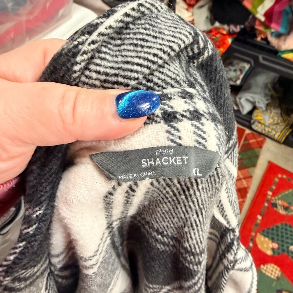 Shacket Plaid Jacket - Picture 4 of 4